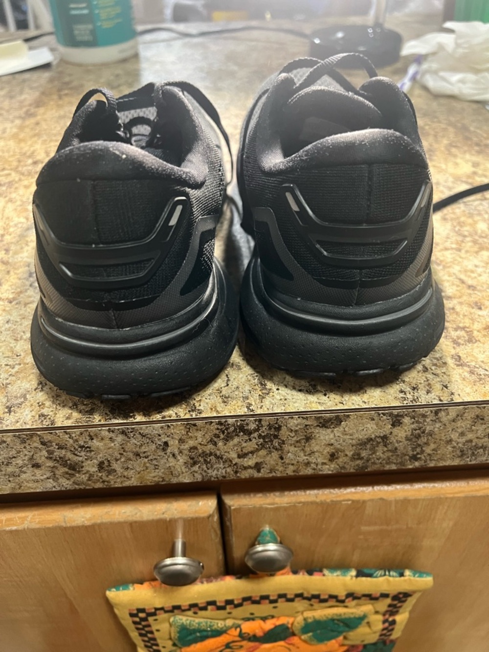 Brooks Ghost 15 Men’s Black Athletic Running Shoes - Picture 3 of 11
